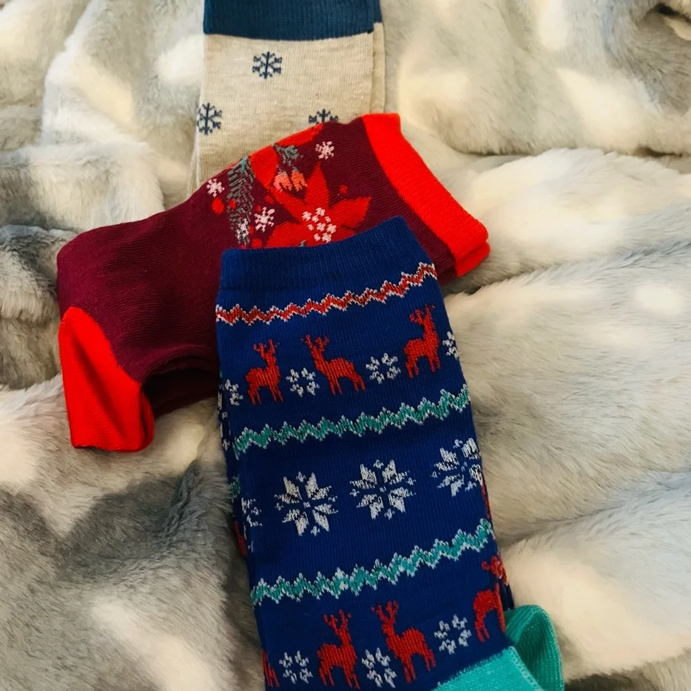 COLORFUL WINTER SOCKS 3 PAIRS